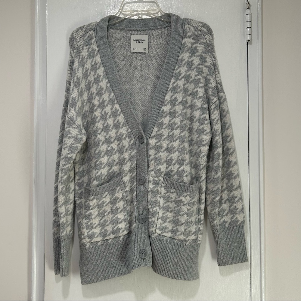 Abercrombie & Fitch - Oversized Cable Cardigan - Grey Houndstooth - Size XS